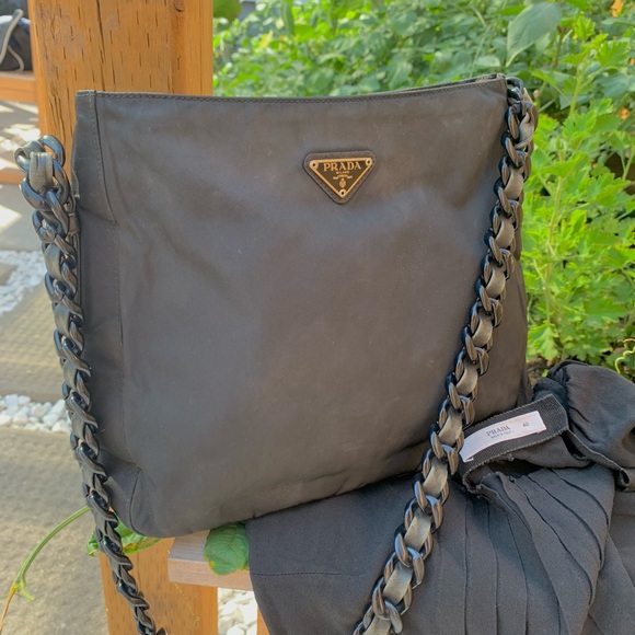 FREE Prada (Authentic) Blouse w/ a purchase of the Authentic Prada Bag - Picture 2 of 15